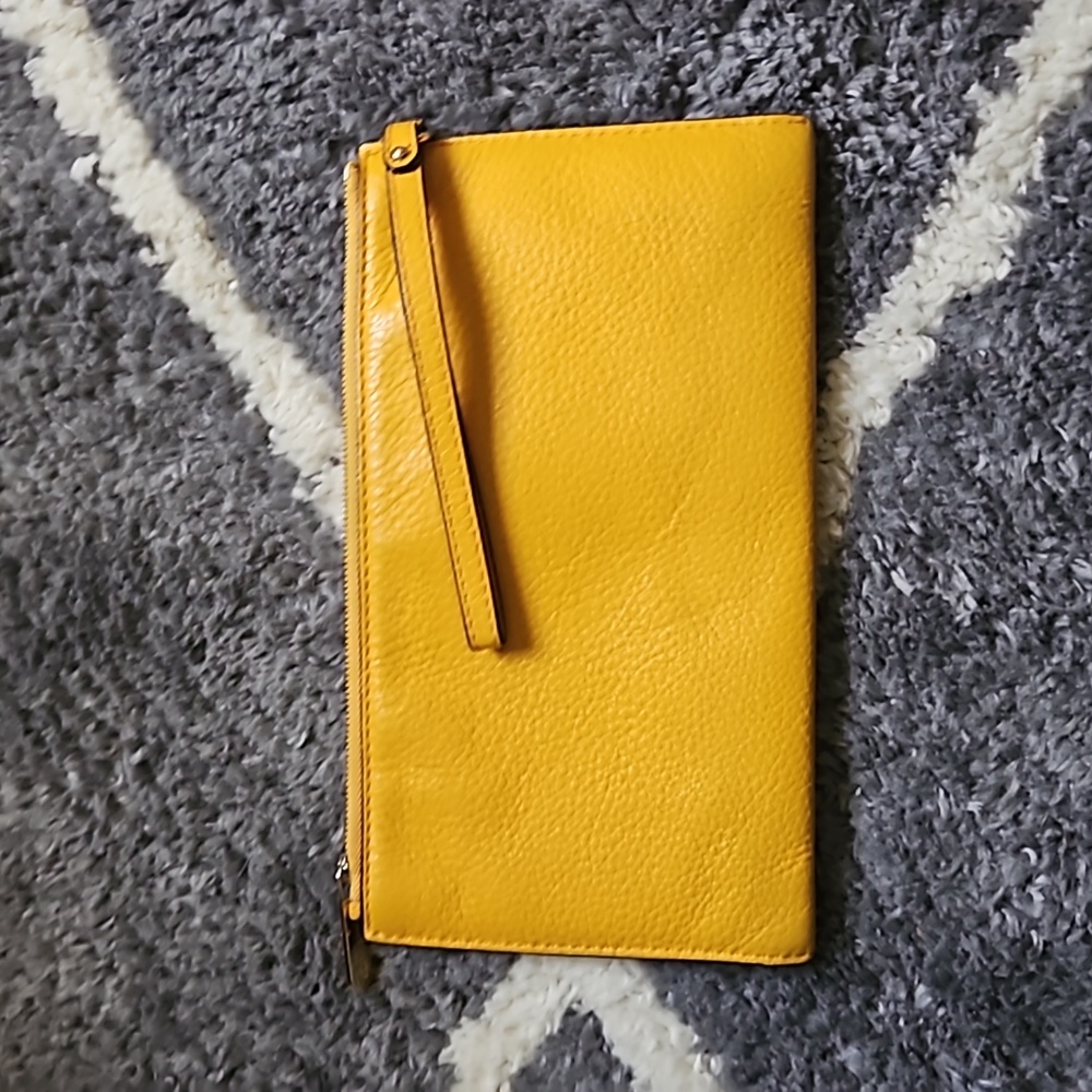 Michael Kors wristlet bag - Picture 4 of 5